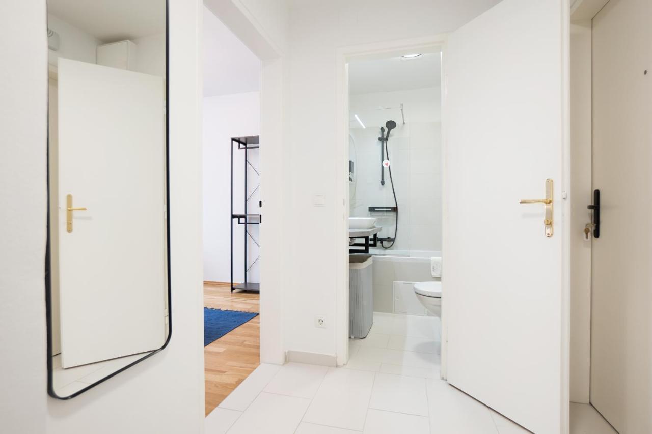 Bright Stylish Apartment In A Top Location Vienna Esterno foto